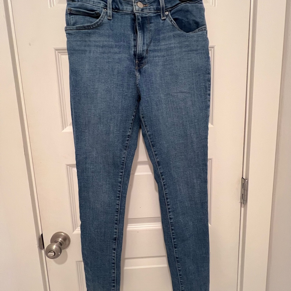 Women's Blue Jeans